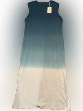 NWT Universal Thread Sz Medium Blue to White Ombre Sleeveless Maxi Dress